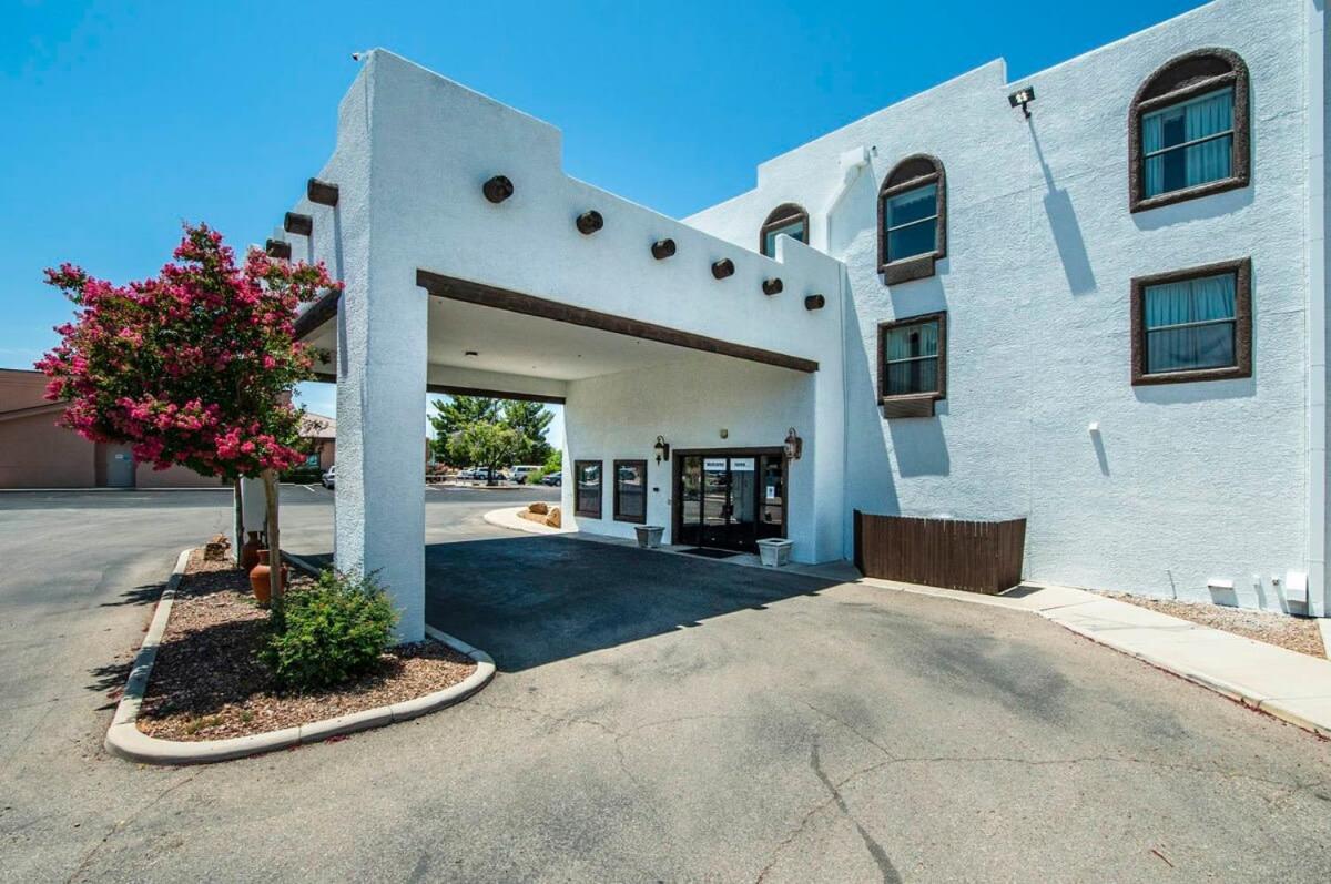 Sierra Vista Studio Apartment With Full Kitchen And King Bed Εξωτερικό φωτογραφία